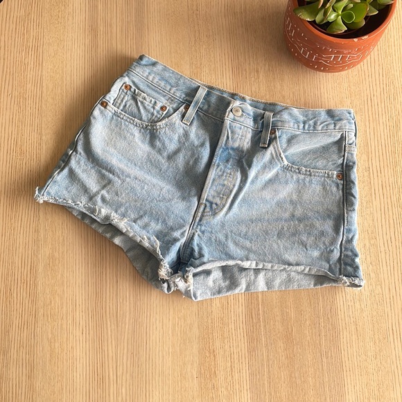 Levi’s 501 shorts - Picture 3 of 6